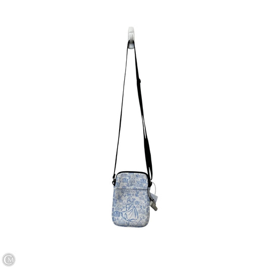 Crossbody By Cmf, Size: Small