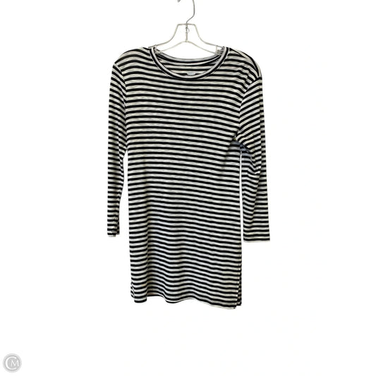 Dress Casual Short By Old Navy In Striped Pattern, Size: Xs