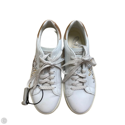 Shoes Sneakers By Skechers In White, Size: 7.5