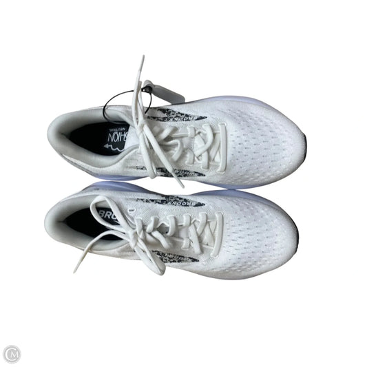 Shoes Athletic By Brooks In White, Size: 8.5