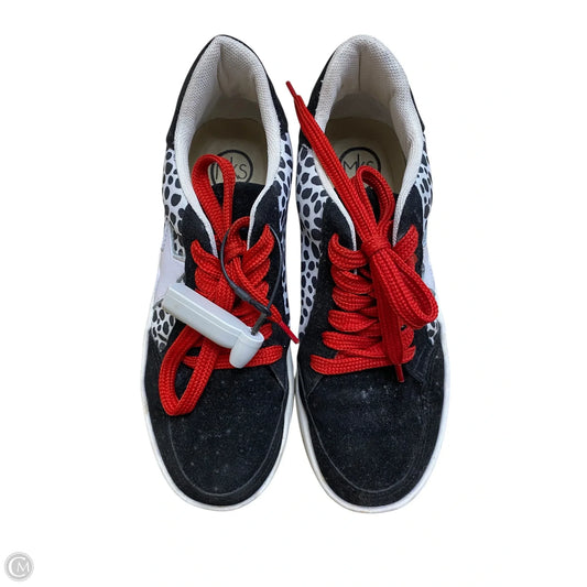 Shoes Sneakers By Cmf In Black, Size: 6