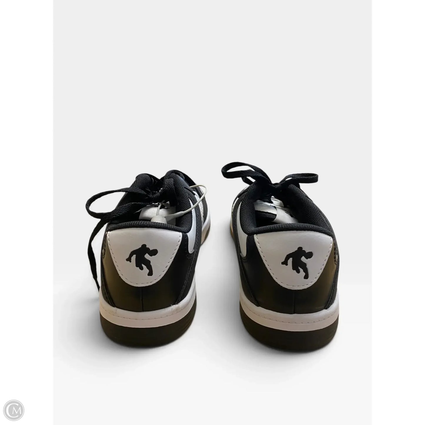 Shoes Sneakers By Cme In Black & White, Size: 6