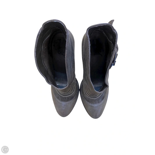 Shoes Heels Stiletto By Clothes Mentor In Grey, Size: 7.5