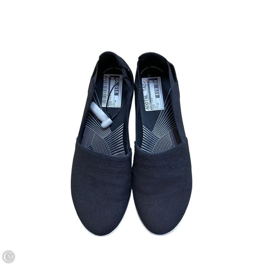 Shoes Flats By Clarks In Black, Size: 10