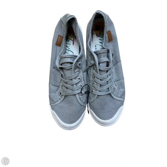 Shoes Flats By Blowfish In Grey, Size: 8