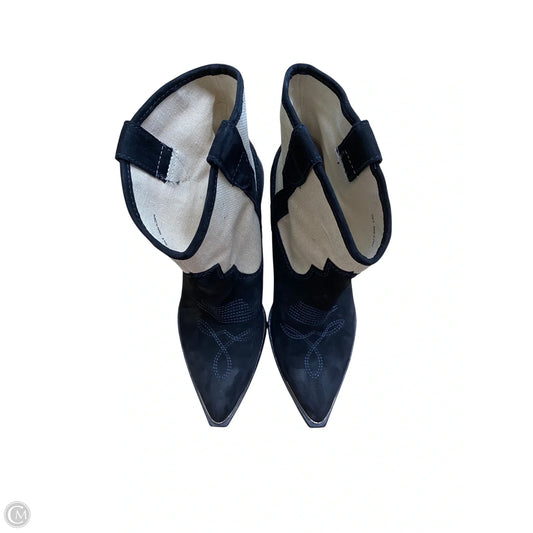 Boots Ankle Flats By Dolce Vita In Black & Cream, Size: 8