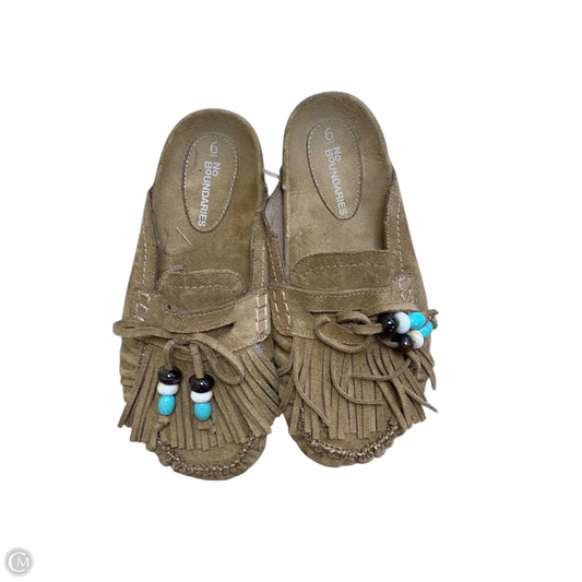 Shoes Flats By No Boundaries In Brown, Size: 6