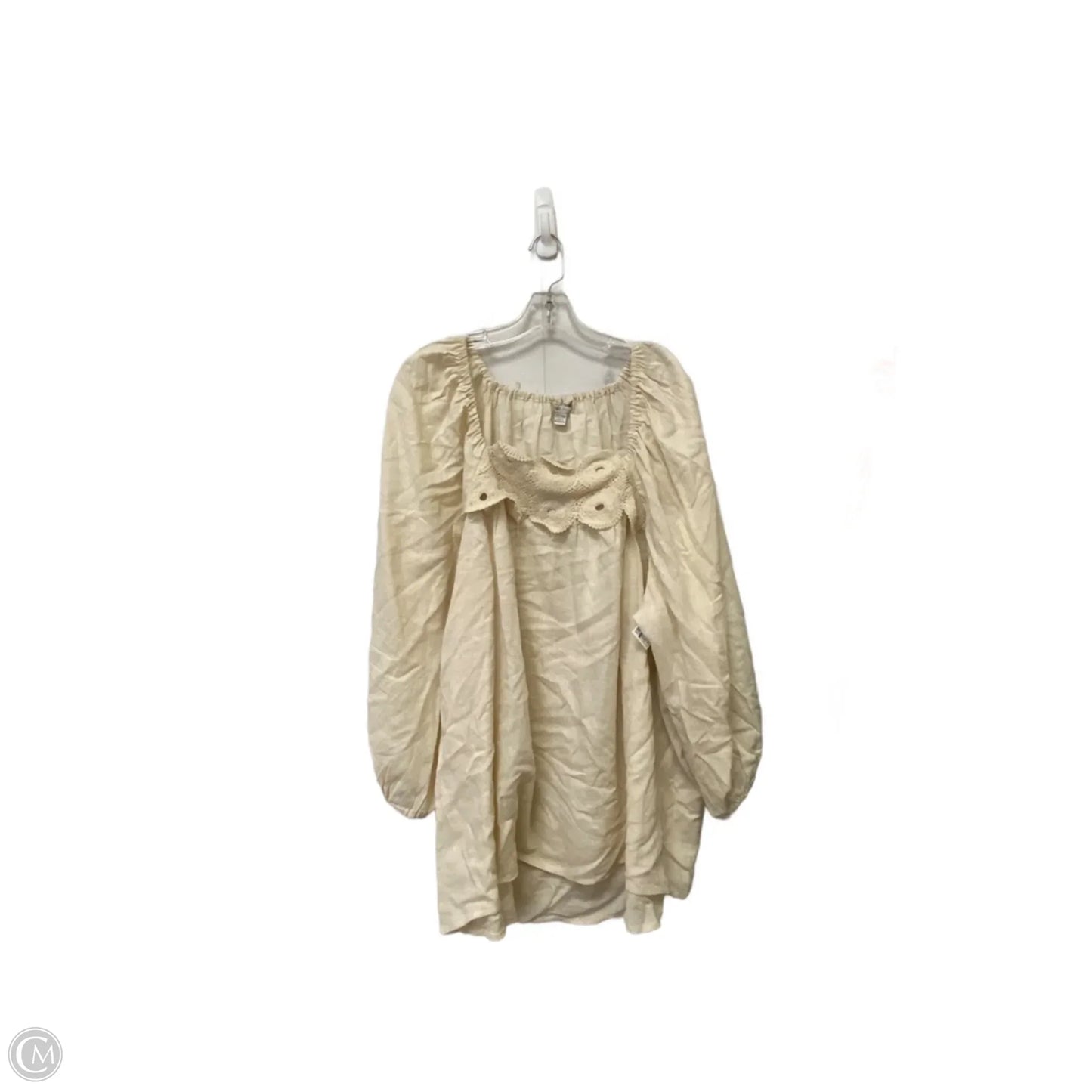Top Short Sleeve By Cato In Beige, Size: 22