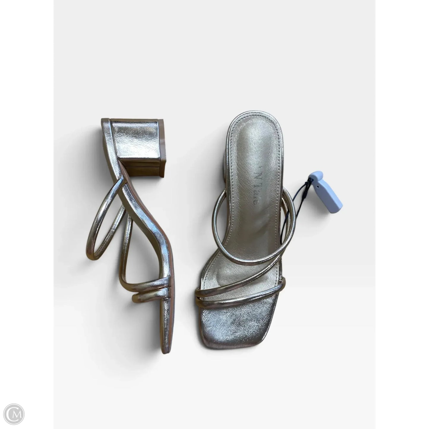 Shoes Heels Block By Clothes Mentor In Gold, Size: 5