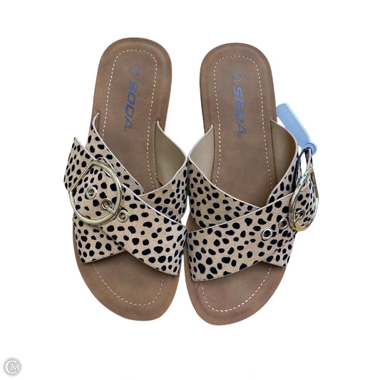 Shoes Flats By Soda In Animal Print, Size: 7.5