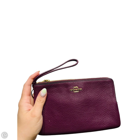 Wristlet Designer By Coach, Size: Medium