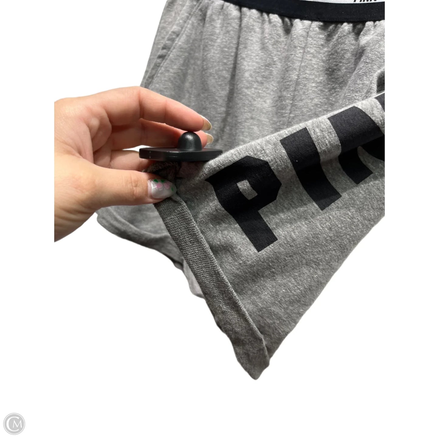 Shorts By Pink In Grey, Size: Xs