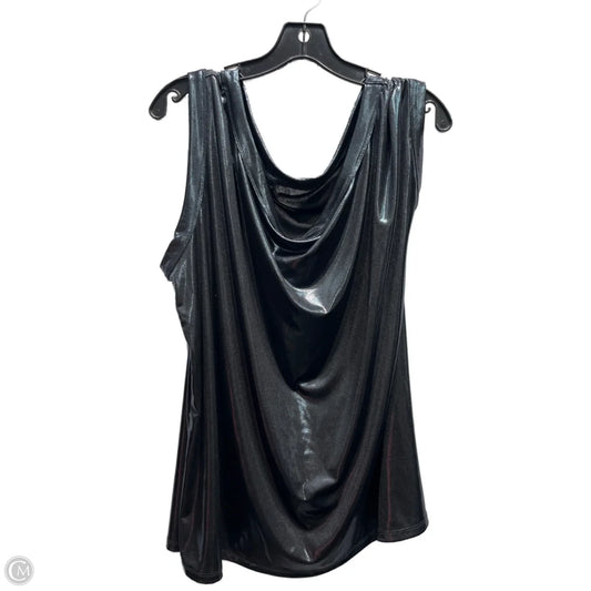 Top Short Sleeve By Torrid In Silver, Size: 2x