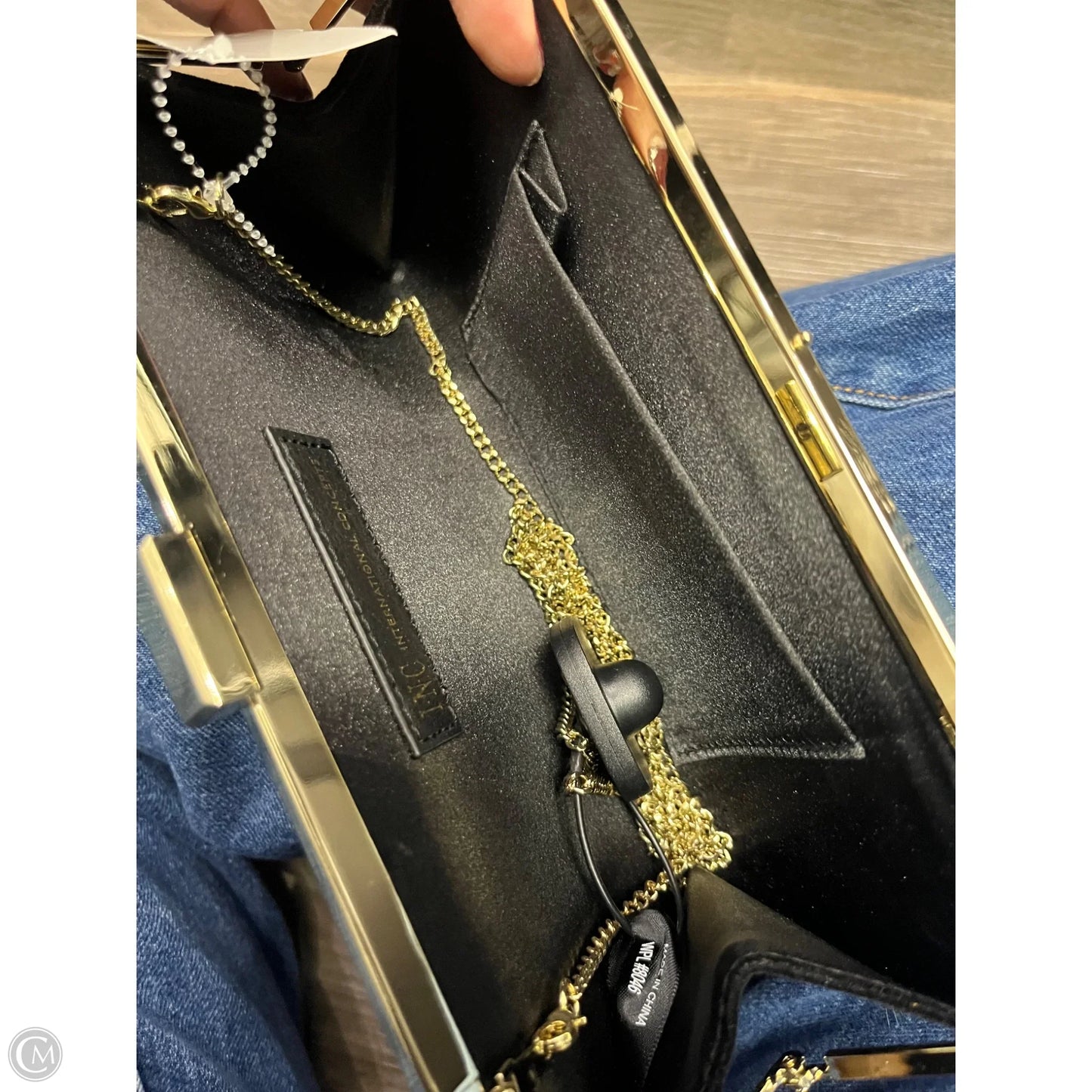 Clutch By Clothes Mentor, Size: Small