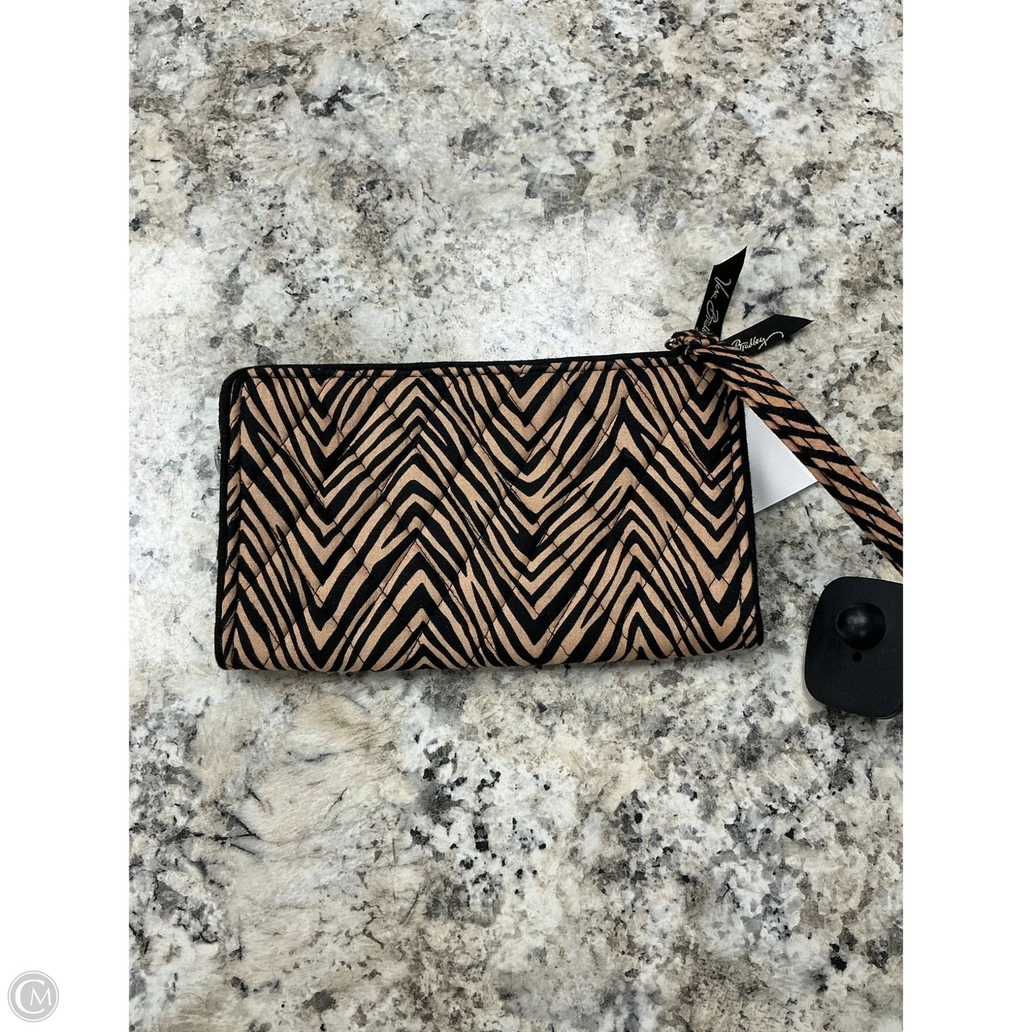 Wristlet By Vera Bradley, Size: Medium