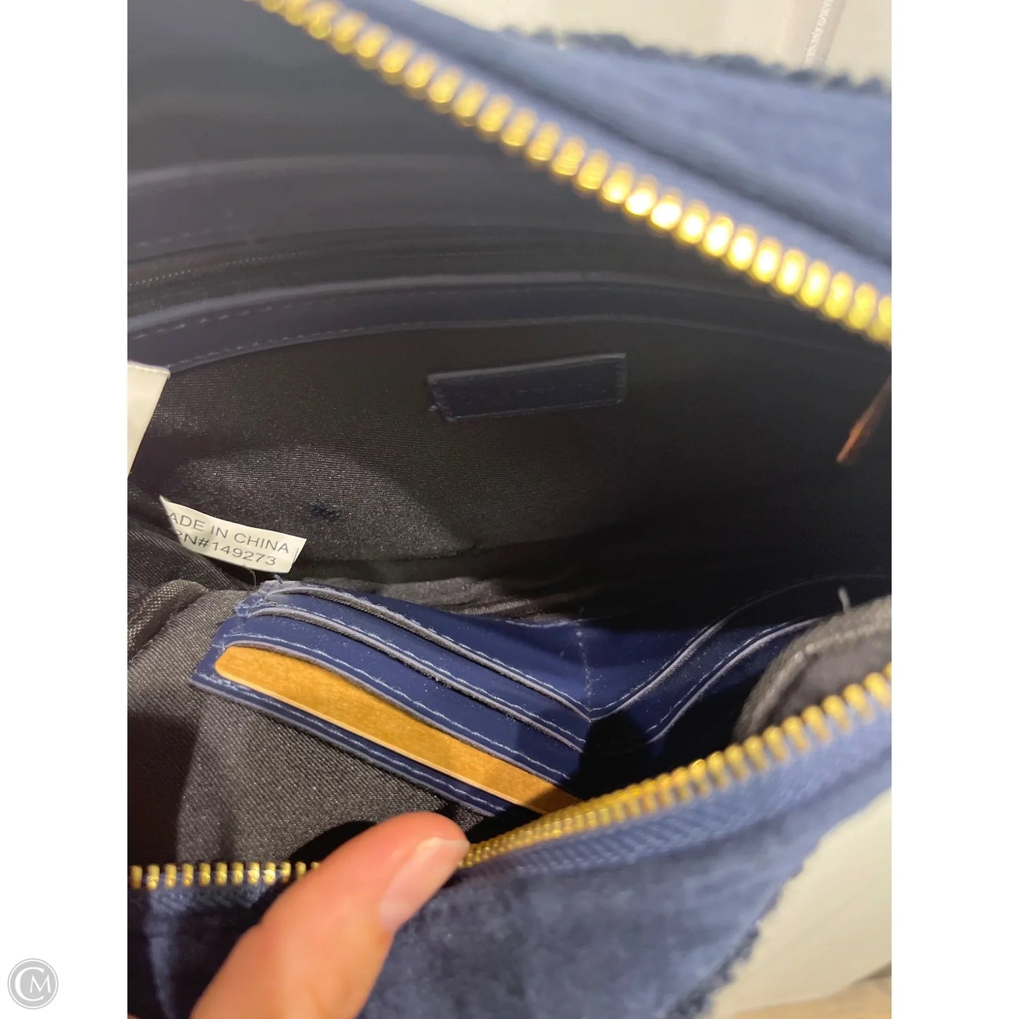 Crossbody By Bearpaw, Size: Small