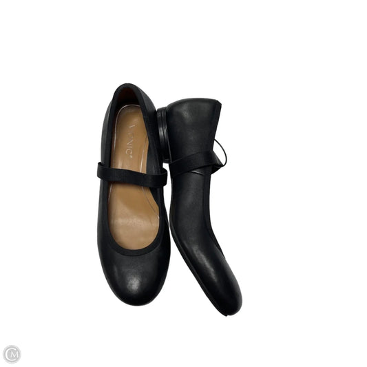 Shoes Flats By Vionic In Black, Size: 6.5