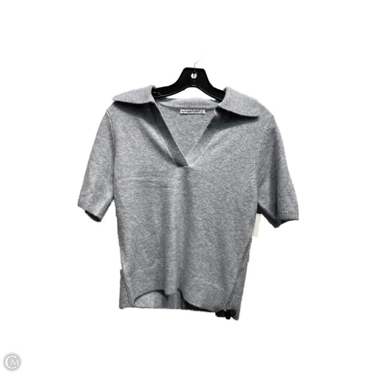 Top Short Sleeve By Abercrombie And Fitch In Grey, Size: S