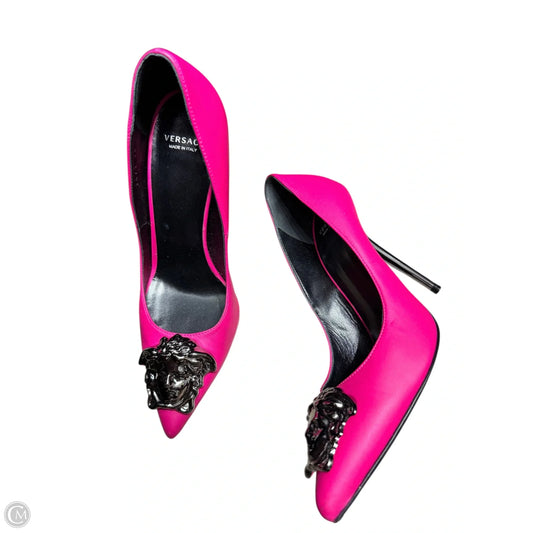 Shoes Luxury Designer By Versace In Pink, Size: 6