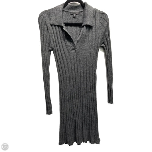 Dress Sweater By Saks Fifth Avenue In Grey, Size: Xs