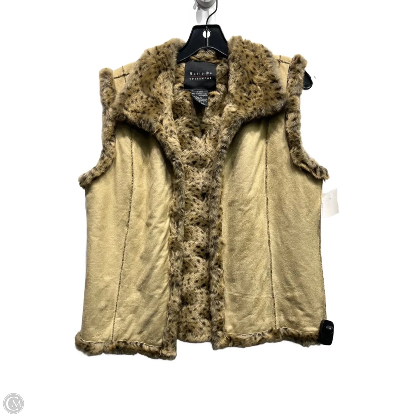 Vest Faux Fur & Sherpa By Clothes Mentor In Tan, Size: M