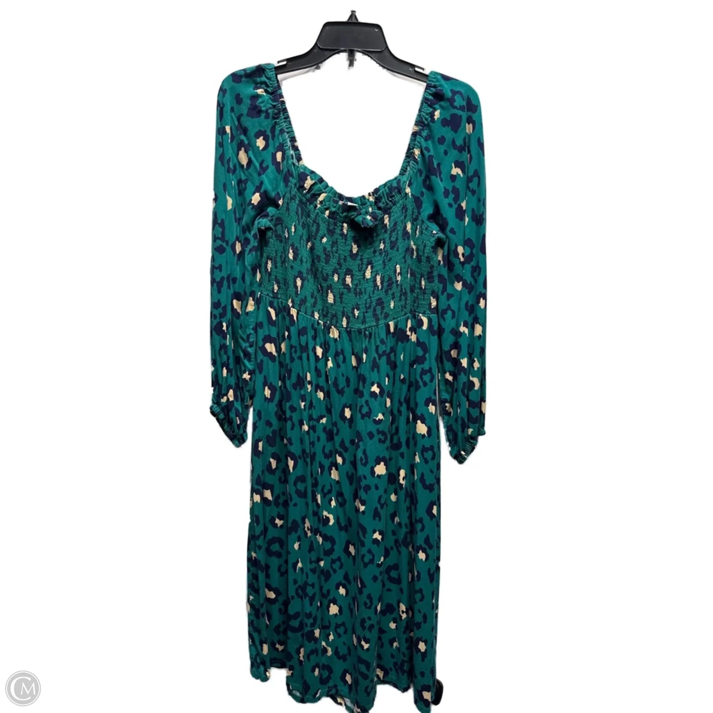 Dress Casual Short By Crown And Ivy In Green, Size: Xl