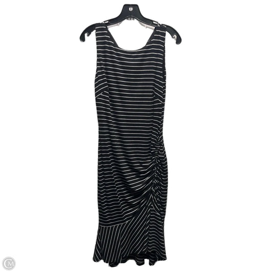 Dress Casual Short By White House Black Market In Black & White, Size: S