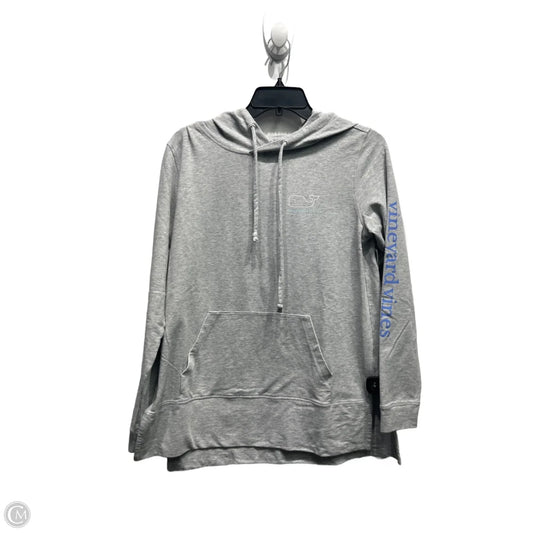 Top Long Sleeve By Vineyard Vines In Grey, Size: Xs