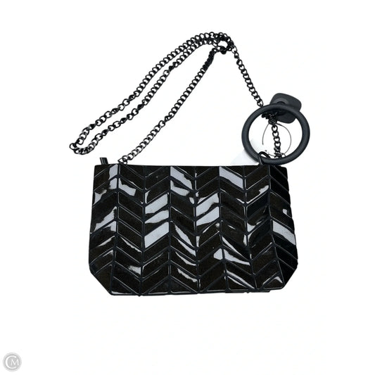 Crossbody By Clothes Mentor, Size: Medium