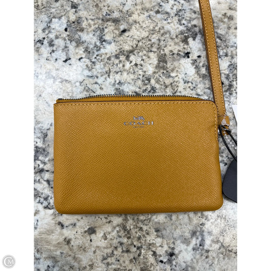 Wristlet Designer By Coach, Size: Medium