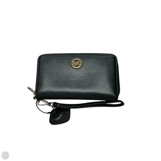 Wristlet Designer By Michael Kors, Size: Medium