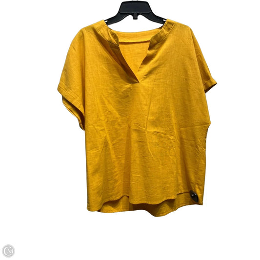Top Short Sleeve By Clothes Mentor In Yellow, Size: Xxl
