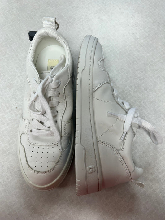Shoes Sneakers By Clothes Mentor In White, Size:6.5