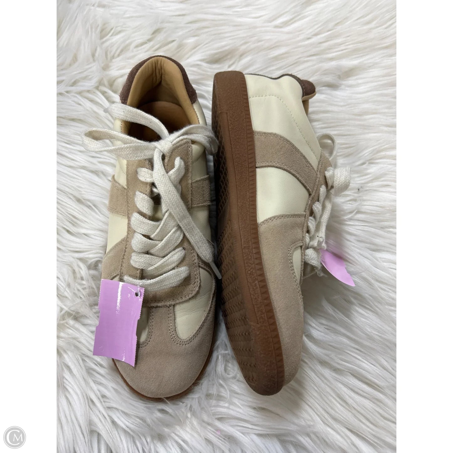 Shoes Sneakers By Cmc In Cream, Size: 8.5