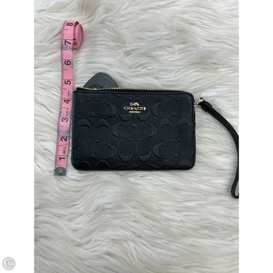 Wristlet Designer By Coach, Size: Medium