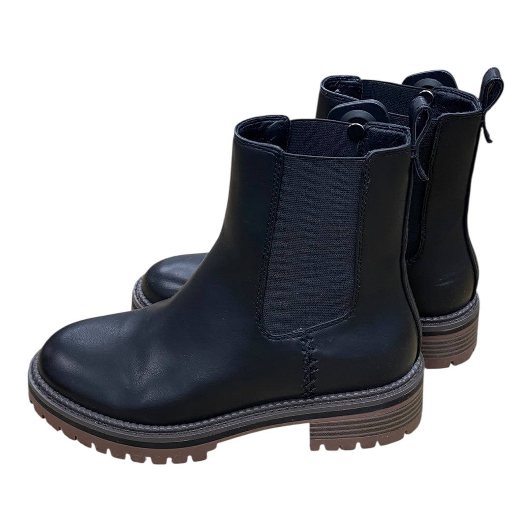Boots Ankle Flats By Crown Vintage In Black, Size:8