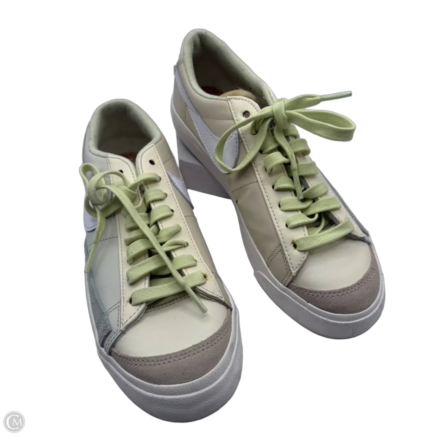 Shoes Sneakers By Nike In Yellow, Size: 7.5