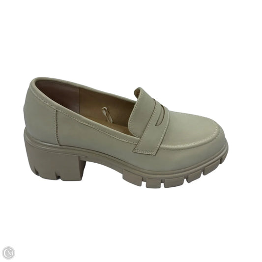 Shoes Heels Block By Sincerely Jules In Cream, Size: 9
