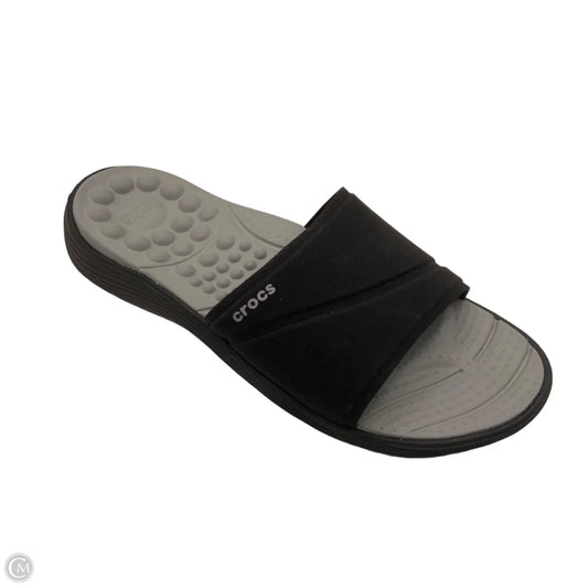 Sandals Flip Flops By Crocs In Black, Size: 11