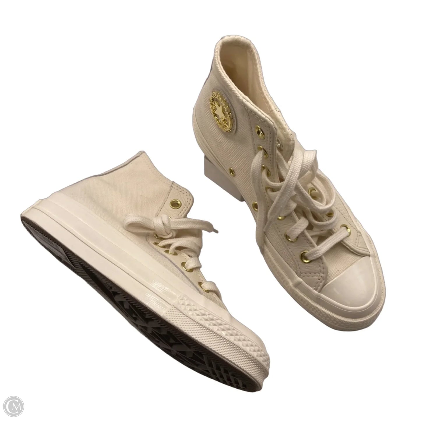 Shoes Sneakers By Converse In Cream, Size: 6