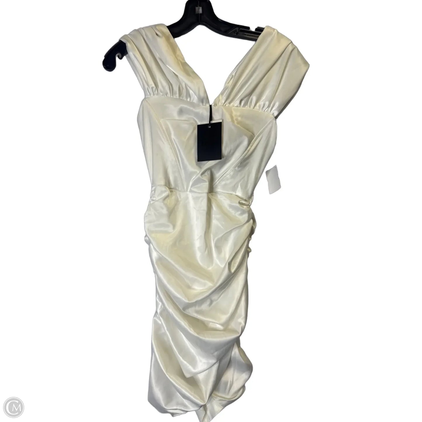 Dress Party Short By Clothes Mentor In White, Size: Xs