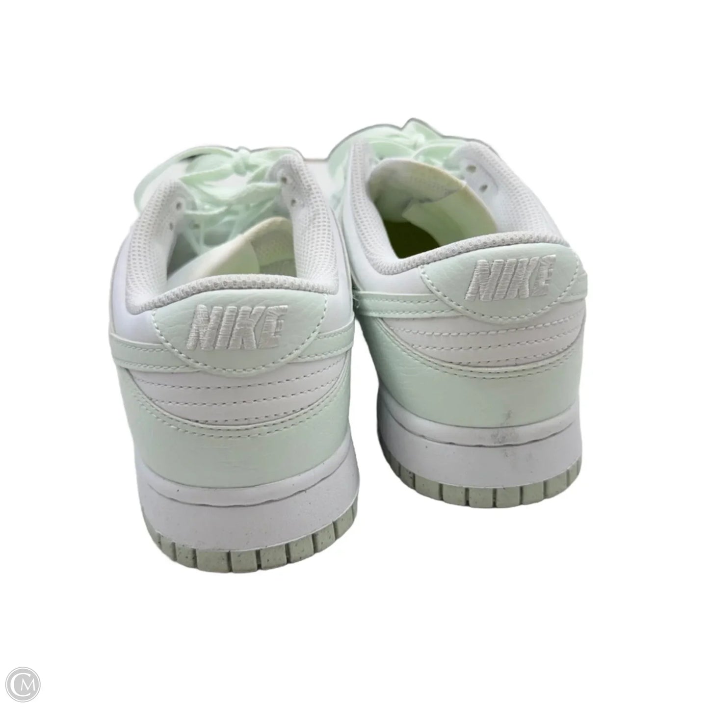 Shoes Sneakers By Nike In Green & White, Size: 7.5