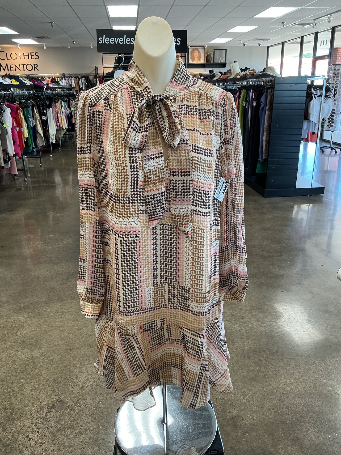 Dress Casual Short By Loft In Pink & Tan, Size:M