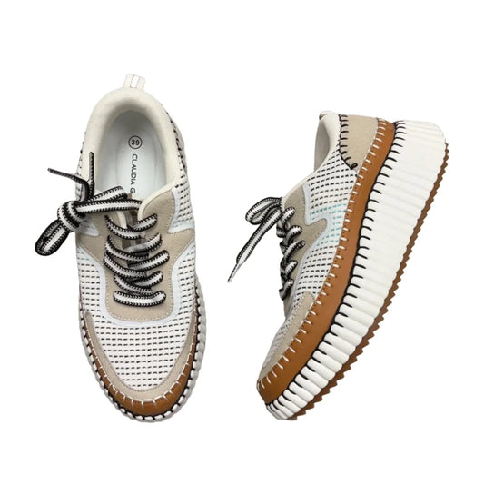 Shoes Sneakers By Claudia Ghizzani In Cream & Tan, Size: 8.5