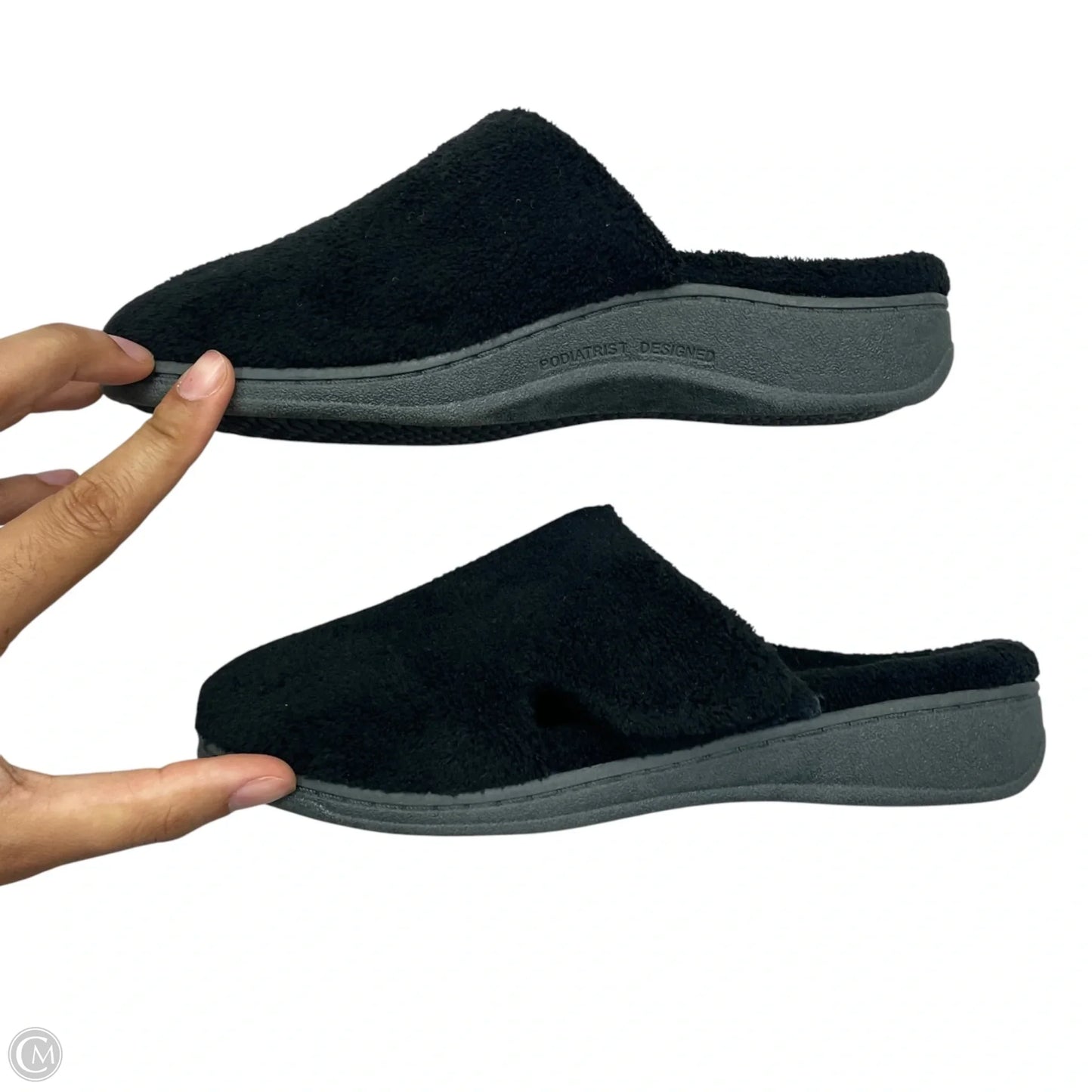 Slippers By Vionic In Black, Size: 5