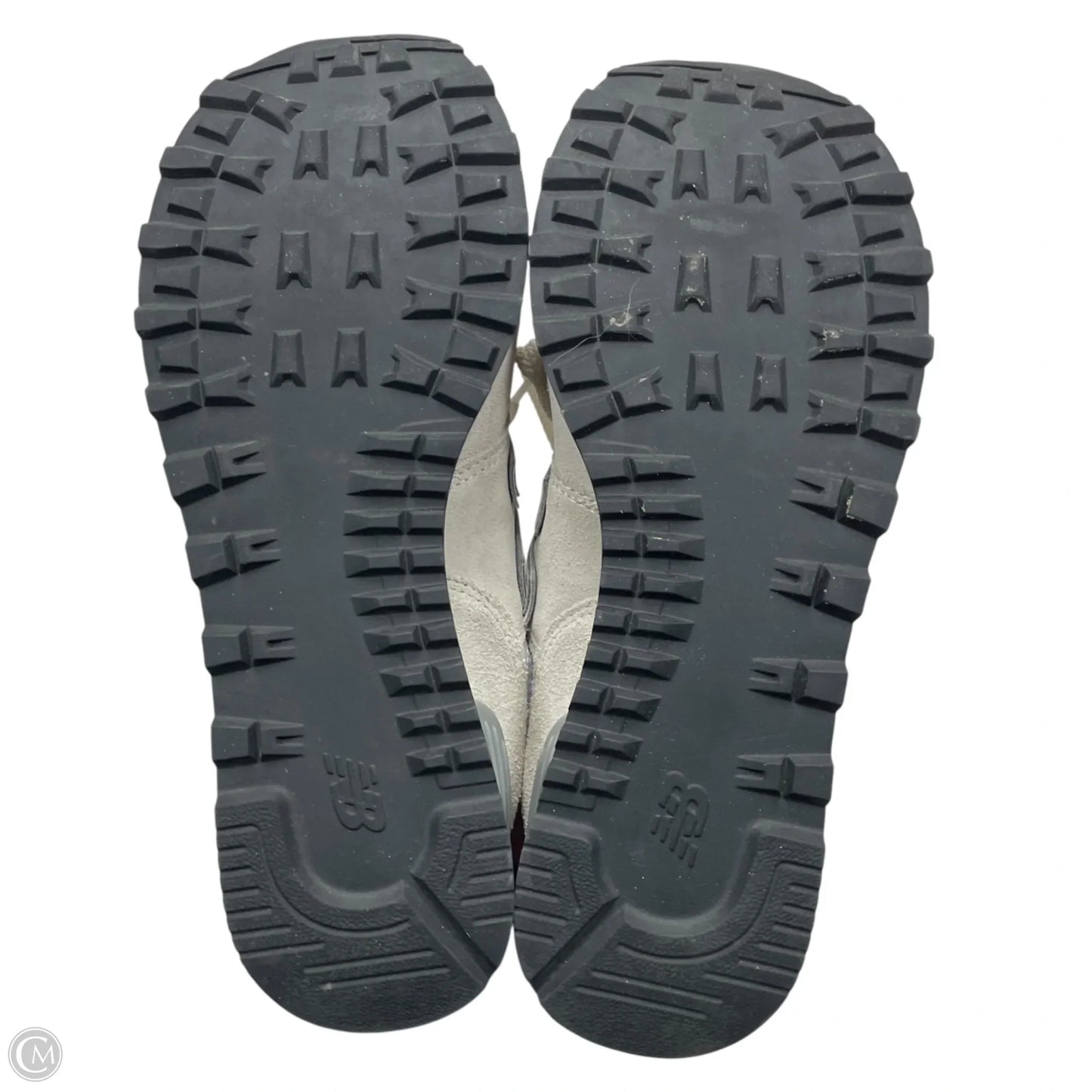 Shoes Sneakers By New Balance In Grey & White, Size: 8.5