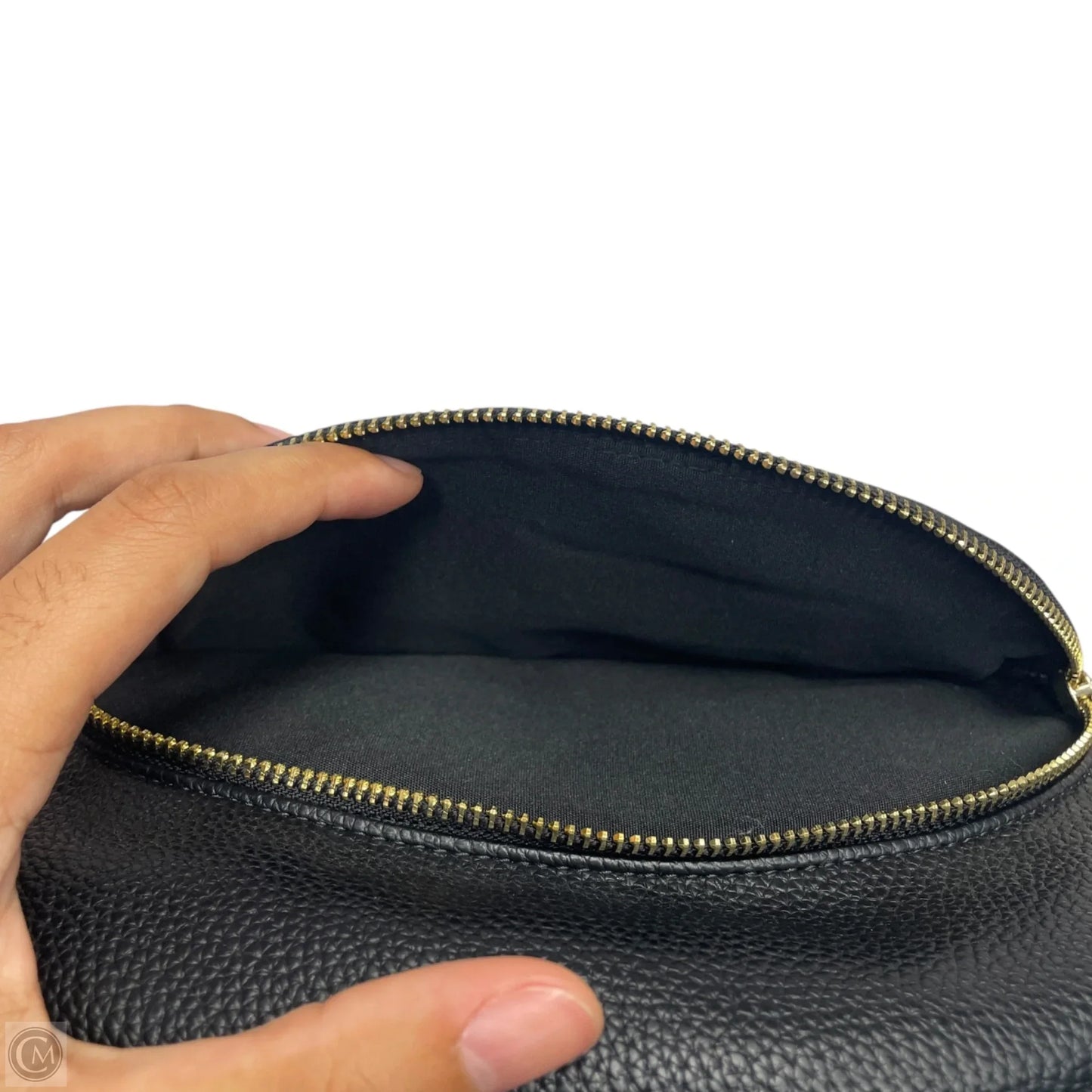 Crossbody Designer By Sondra Roberts, Size: Small