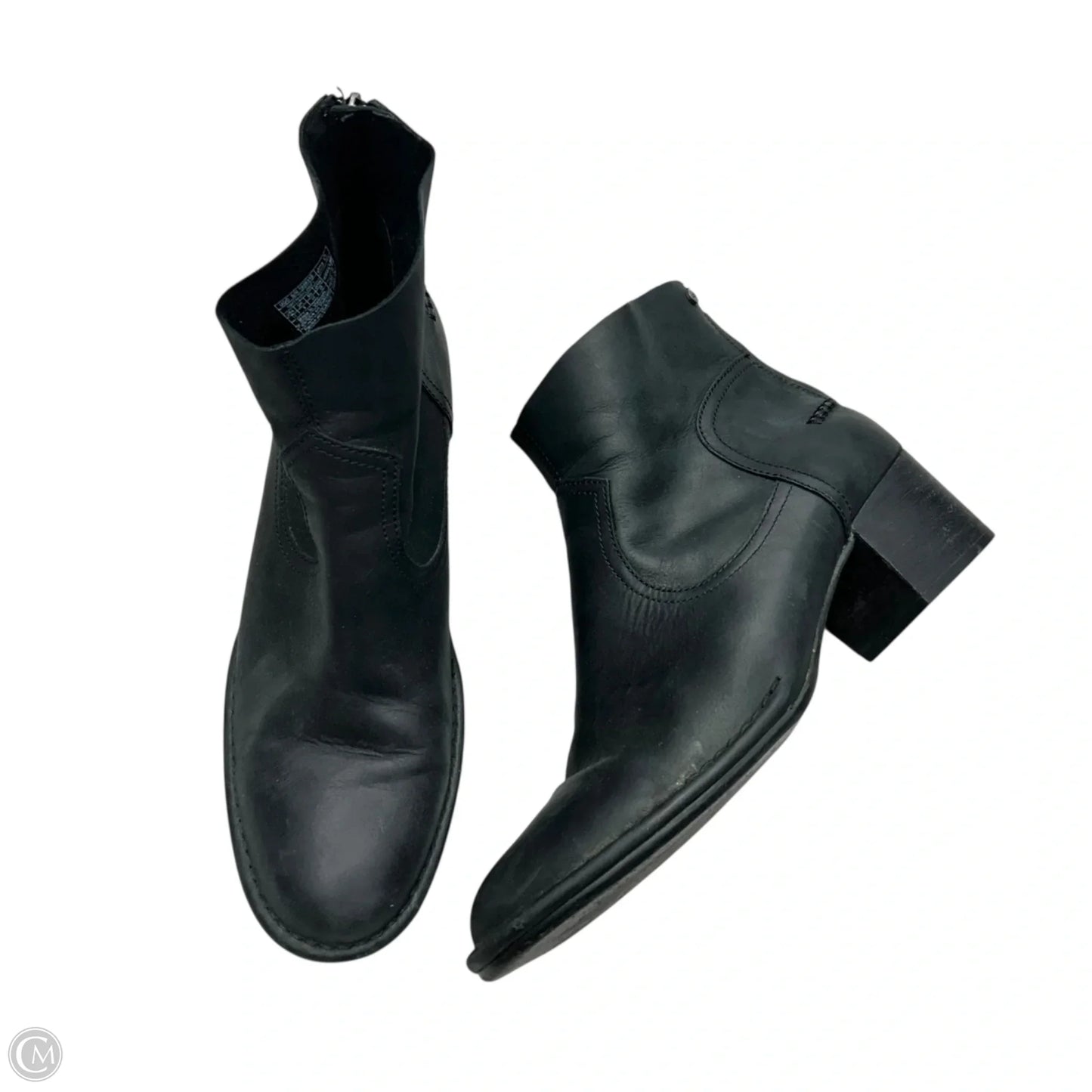 Boots Designer By Ugg In Black, Size: 11