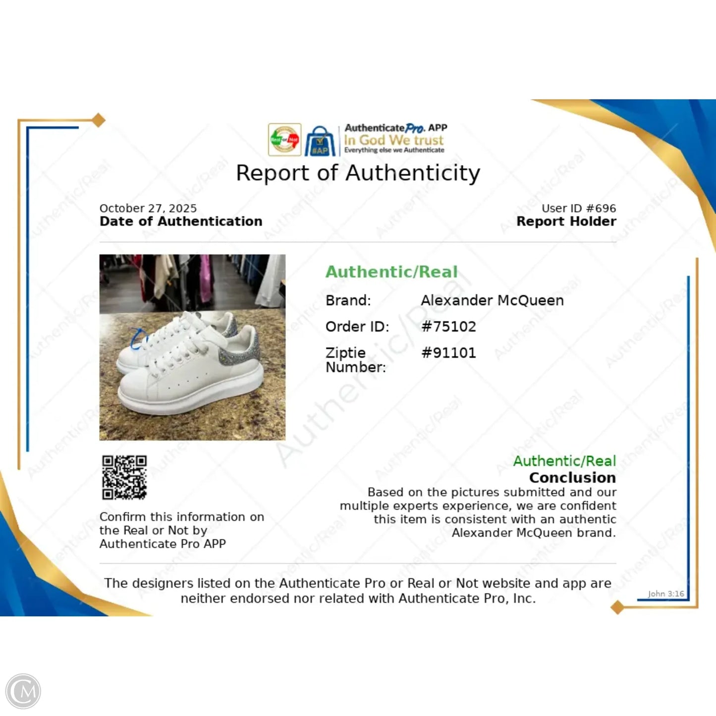 Shoes Luxury Designer By Alexander Mcqueen In Silver & White, Size: 8.5