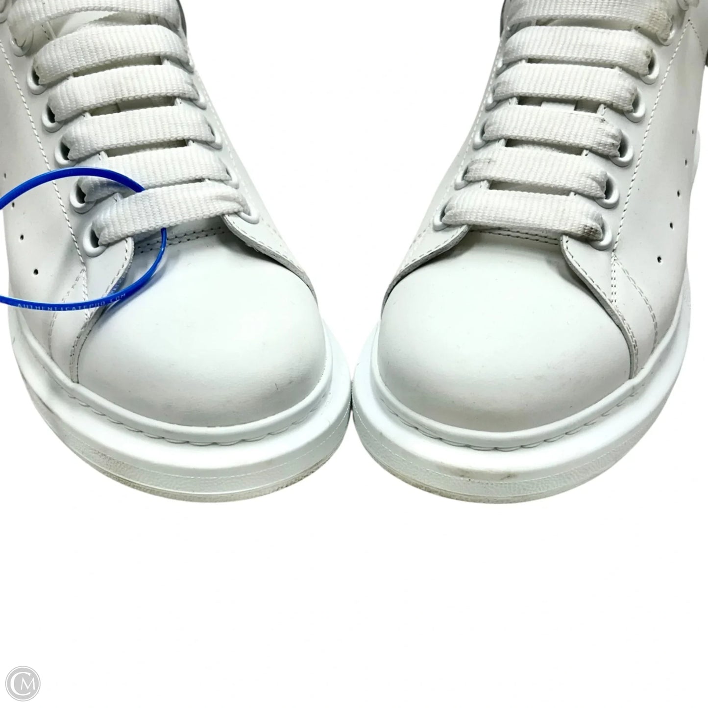 Shoes Luxury Designer By Alexander Mcqueen In Silver & White, Size: 8.5